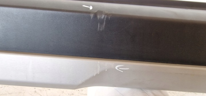 PARE-CHOCS ARRIÈRE ARRIÈRE CUSTOM II NEUF MODÈLE