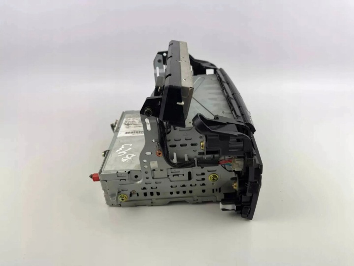 MAZDA 3 I 2004 PANNEAU AUTORADIO CD/DVD/GPS