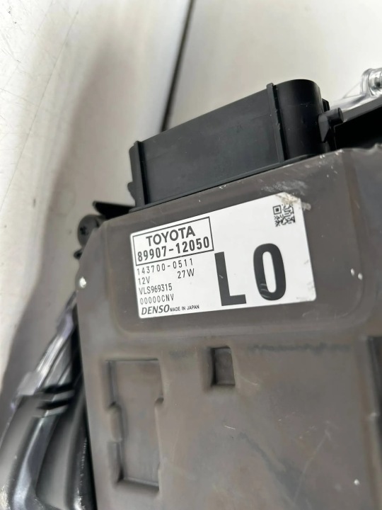 PROJECTEUR GAUCHE TOYOTA COROLLA E21