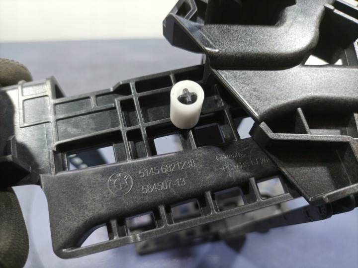 BMW 3 G20 G21 M3 G80 CHÂSSIS FIXATION CONSOLES NAVIGATION 6811443