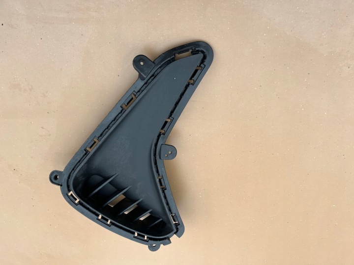 CALANDRE GRILLE PARE-CHOCS AVANT GAUCHE HYUNDAI I10 II LIFT 16-