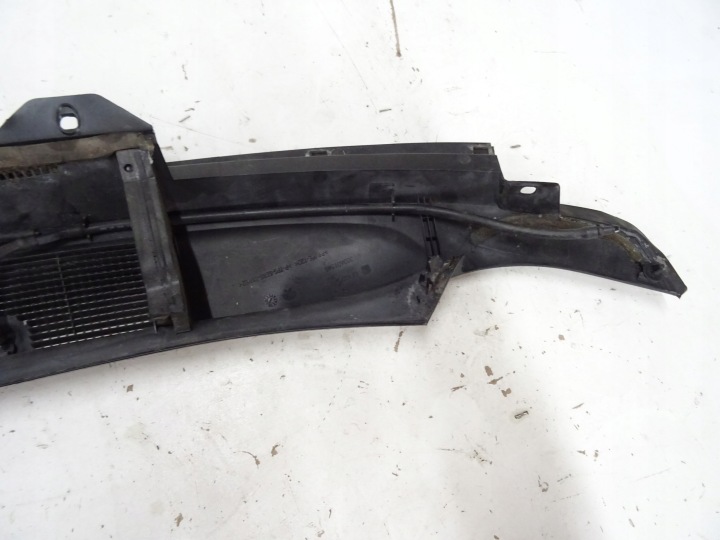 OPEL ZAFIRA C DOUBLURE DE PASSAGE DE ROUE SUPÉRIEUR EUROPE