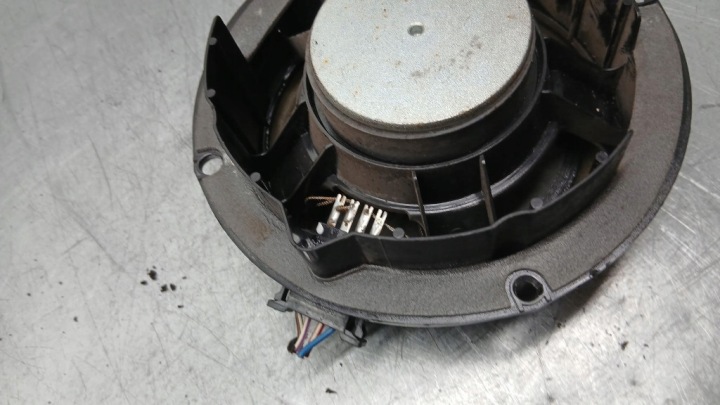 HAUT-PARLEUR GAUCHE ARRIÈRE VW PASSAT B6 2.0TDI 05-10R BERLINE 3C0035453