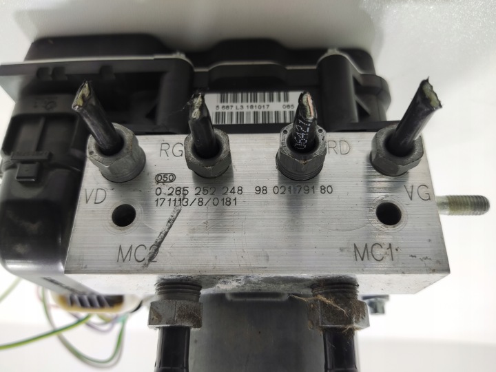 POMPE CONTRÔLEUR ABS PARTENAIRE BERLINGO III 0265252248 9802179180 0265951977