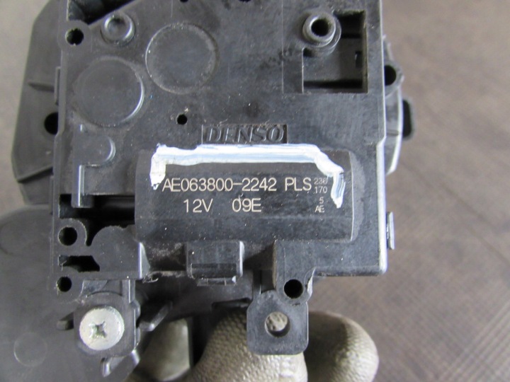 PETIT MOTEUR RÉCHAUFFEURS AE063800-2242 TOYOTA COROLLA E21 18-22 R.