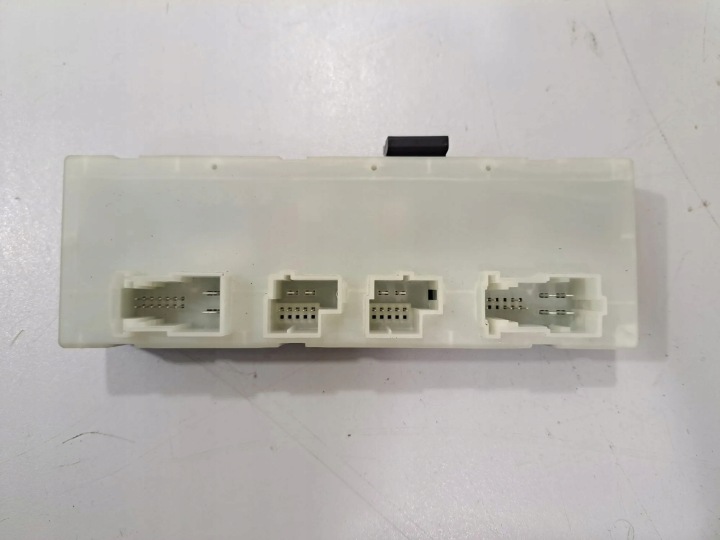 MODULE COUVERCLES DE COFFRE ARRIÈRE BMW 5 TOURING (G31) 9852927 2.0L HYBRID 215KW 2021