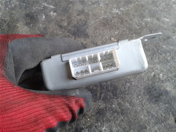 MODULE STATIONNEMENT PDC SSANGYONG REXTON 87910-08000