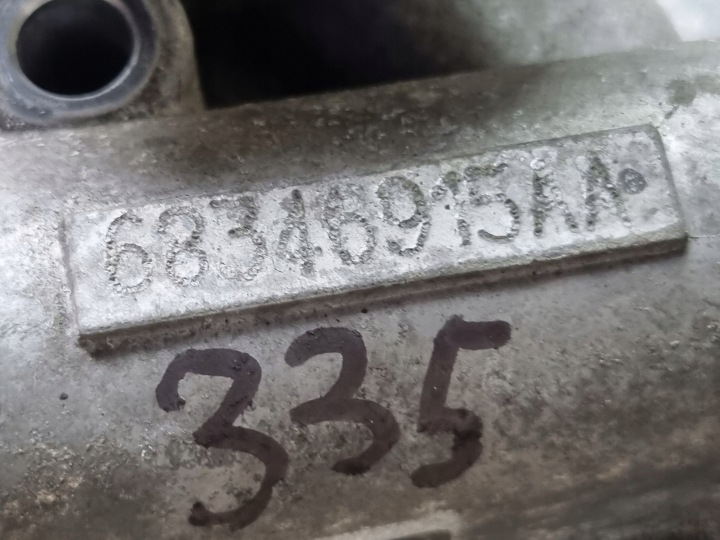 2020 DODGE DURANGO III POMPE À EAU 68346915AA