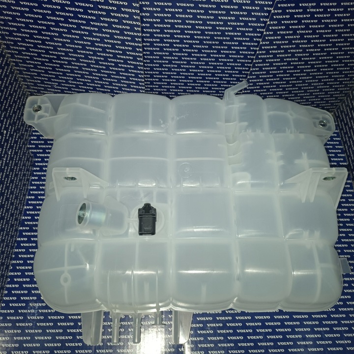 RÉSERVOIR D'EXPANSION LIQUIDE VOLVO FH4 22821826