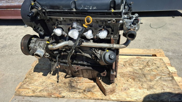 MOTEUR COMPLET A18XER 1.8 16V OPEL ZAFIRA ASTRA CRUZE 2010 ANNÉE