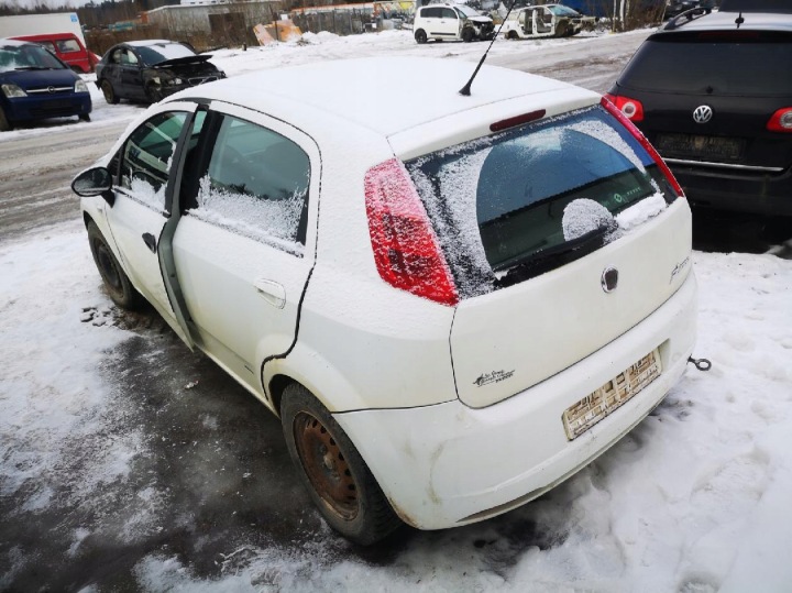 FIAT PUNTO POMPE INJECTION HAUTE PRESSION 2008 1.3L 0445010157 5520648