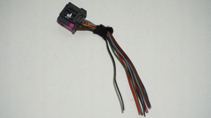 AUDI VOLKSWAGEN SEAT SKODA PUCE PUCE RACCORD 4F0972483