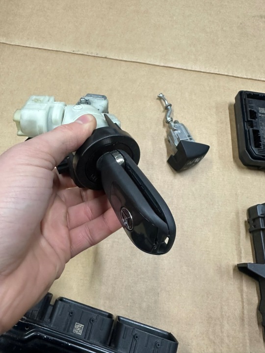 KIT DE DÉMARRAGE CONTRÔLEUR MODULE CONTACTEUR D'ALLUMAGE BCM MERCEDES CITAN W420