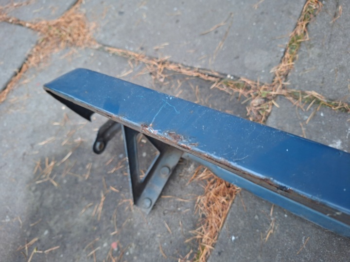 NOSEK POUTRE PANNEAU AVANT POLONEZ CARO ATU TRUCK