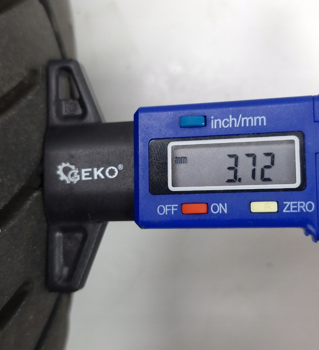 PNEU METZELER ME22 130/70-17 62H