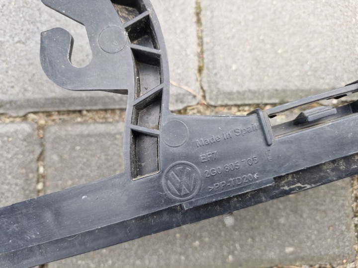 VW POLO 2G0 RENFORCEMENT CALANDRE ORIGINAL