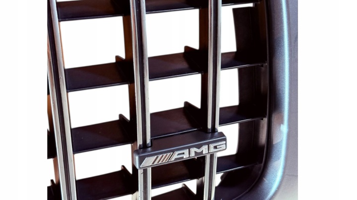 MERCEDES W463 G CLASSE CALANDRE CALANDRE GRILLE A4638887900 A4638885100