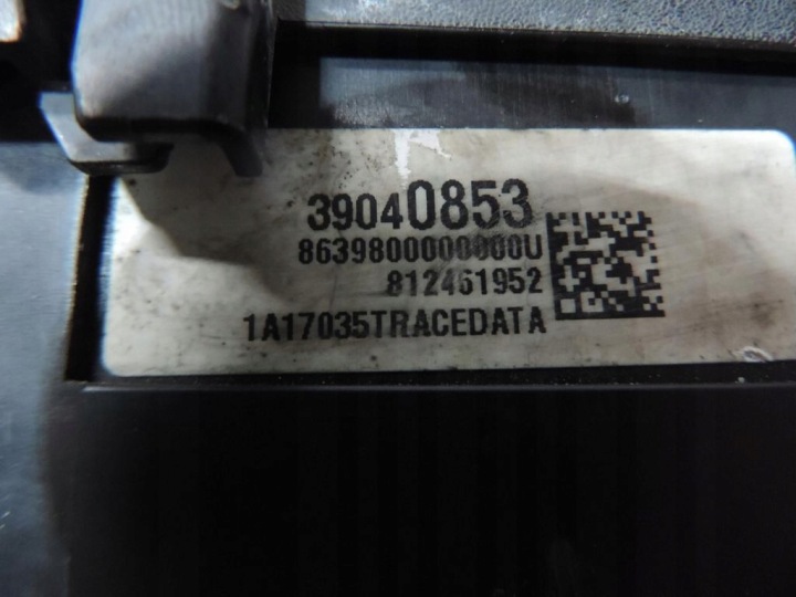 BOÎTE FUSIBLES FUSIBLE OPEL ASTRA V K 15- 1.6 CDTI 39040853