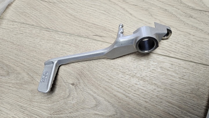 ORIGINALE LEVIER FREINS ARRIÈRE PÉDALE YAMAHA YZF R6 RJ11 RJ15 2C0-27211-