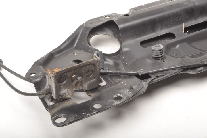 BMW E61 E60 LIFT PANNEAU AVANT RENFORCEMENT 7147088