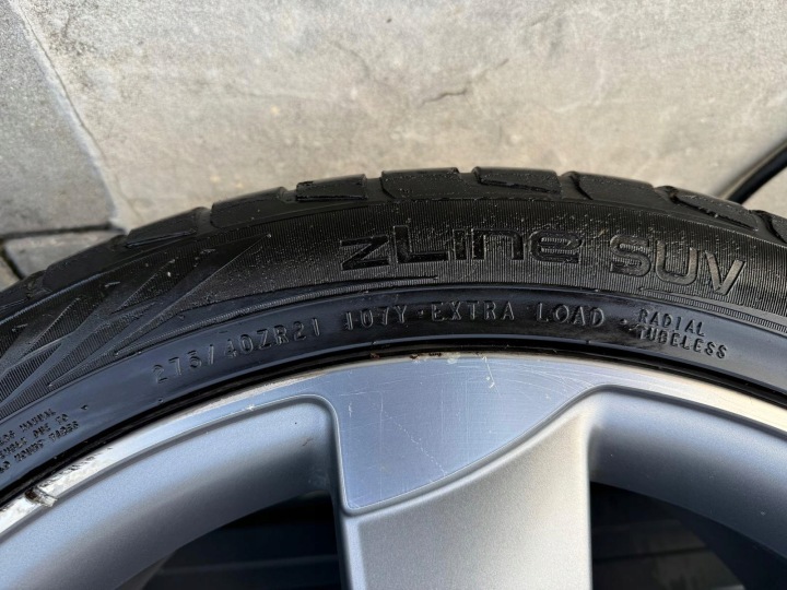 AUDI Q7 4L ROUES JANTES EN ALLIAGE ROTOR 9JX21 5X130 ET60 4L0601025CE PNEUS 275/40/21