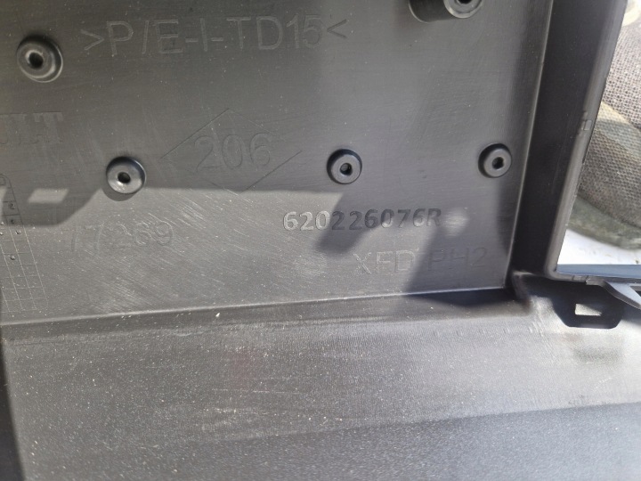 PARE-CHOCS AVANT AVANT RENAULT TALISMAN LIFT 6 PDC