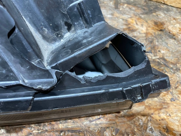 SUZUKI GRAND VITARA II 2 5D 05-15 PHARE GAUCHE AVANT AVANT