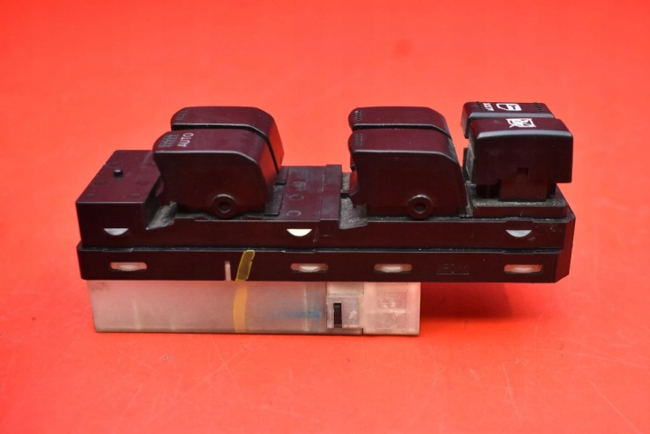 PANNEAU COMMANDE VITRE EUROPE 64J20 SUZUKI SX4 1 I 5D HAYON LIFT 09-14