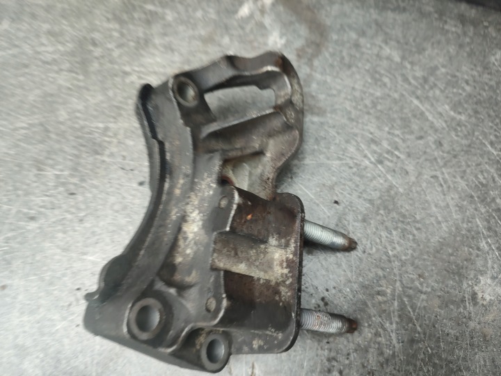 POIGNÉE MOTEUR FORD VOLVO MAZDA 3M51-6030-AE