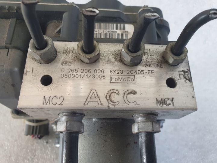 POMPE CONTRÔLEUR ABS JAGUAR XF 4.2 8X23-2C405-FE