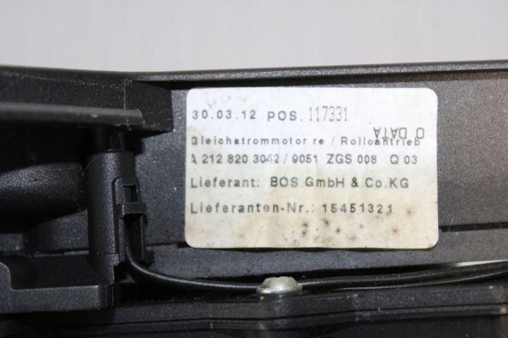 DROIT MÉCANISME RIDEAUX COUVERCLES DE COFFRE MERCEDES-BENZ E T-MODEL (S212) A2128203042