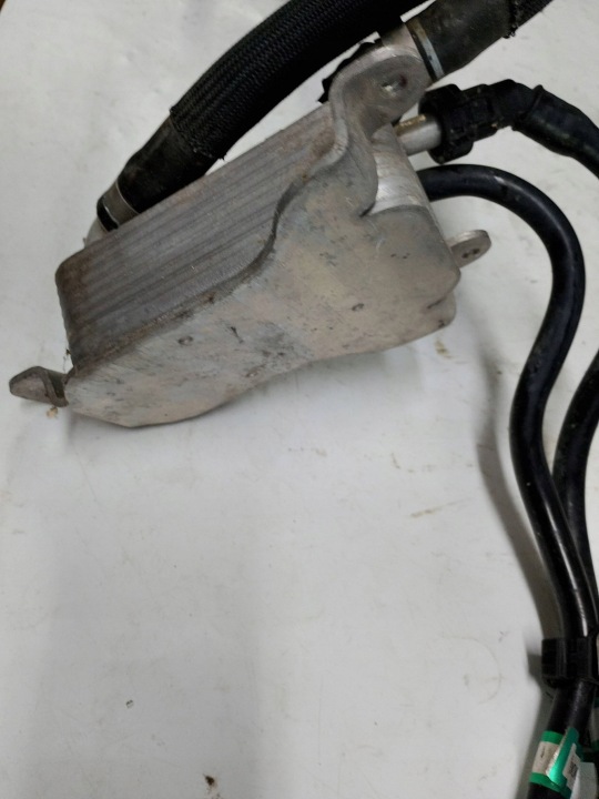 MASERATI GHIBLI RADIATEUR HUILES 670002934 EUROPE