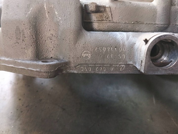 RADIATEUR GAZ D'ÉCHAPPEMENT EGR COLLECTEUR A6421401875 MERCEDES-BENZ 3.0 CDI OM642