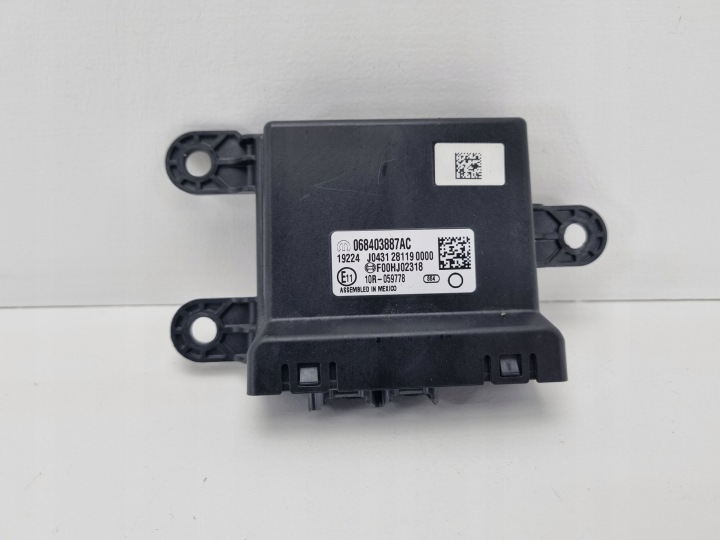 068403887AC CHALLENGER CHARGER MODULE CAPTEURS MARCHE ARRIÈRE STATIONNEMENT PDC