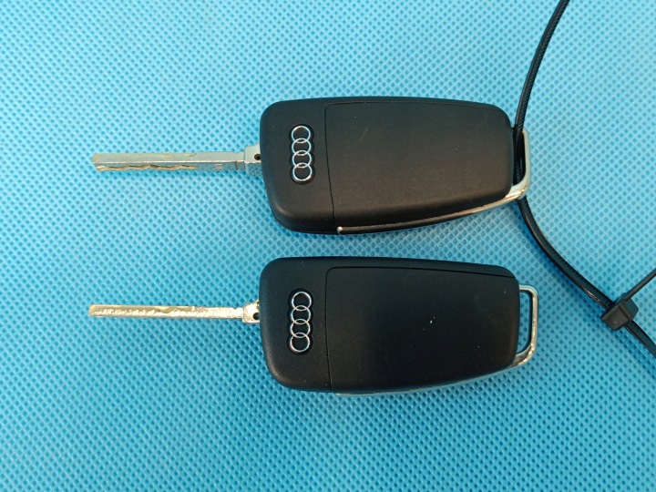 AUDI Q3 F3 SPORTBACK 1.4 TFSI E 2023 R CLÉS IMMO DÉMARREUR STOP 81A837220AH