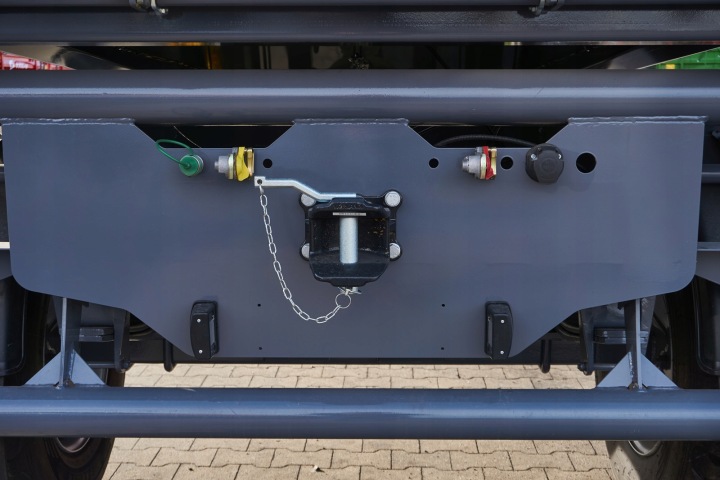 REMORQUE DWUOSIOWA T739 METAL-FACH