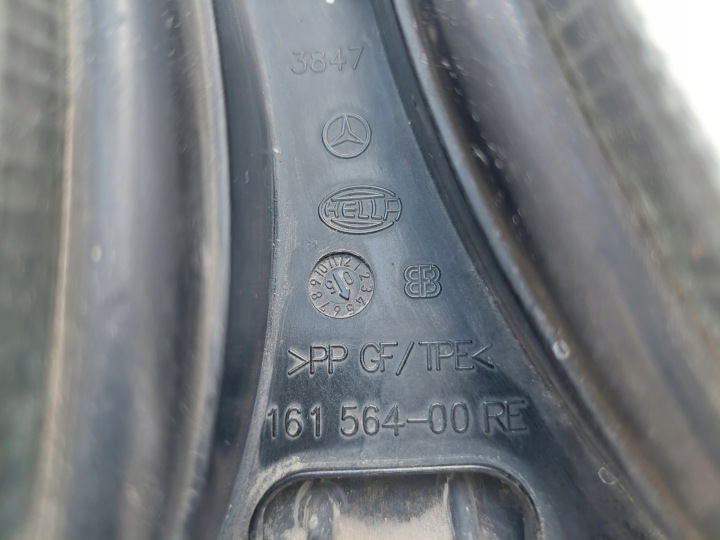 PHARE DROITE AVANT AVANT MERCEDES-BENZ E-KLASA W211 154360-00 EUROPE
