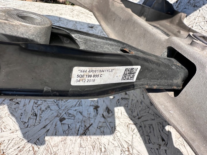 PASSAT B8 TIGUAN CHÂSSIS CHÂSSIS AVANT 3Q0199369F 5Q0199855C