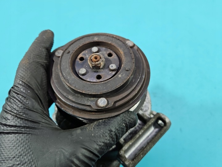 COMPRESSEUR DE CLIMATISATION COMPRESSEUR 39217353 OPEL ASTRA V K 1.5 CDTI (LXD)