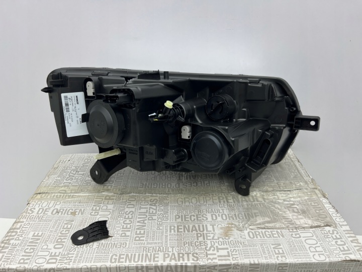 DACIA SANDERO II LIFT LOGAN PHARE AVANT GAUCHE AVANT 2012-2020
