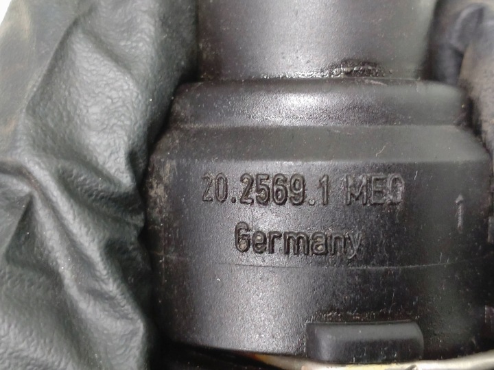 2006 AUDI A4 S4 B7 8E 8H FIL AQUATIQUE TURBOCOMPRESSEURS 8E1819350L