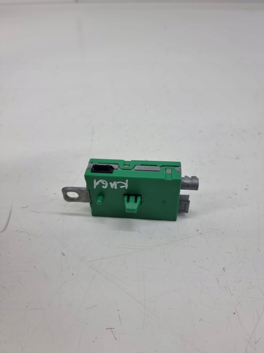 FORD KUGA I 2011 AMPLIFICATEUR ANTENNES