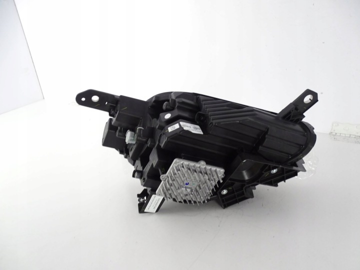 PHARE AVANT AVANT GAUCHE MASERATI GRECALE M182 COMPLET LED NOUVEAU