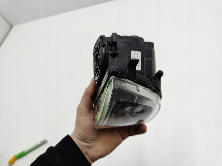 BMW 7 F01 F02 PHARES ANTIBROUILLARD GAUCHE LED 7419131