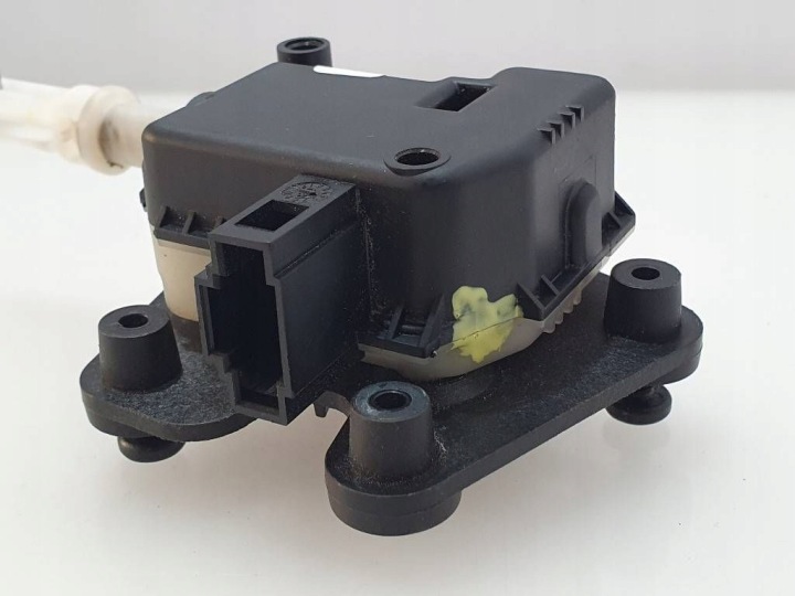 AUDI A3 S3 8P 3D 3-Y PORTES SERRURE COUVERCLES DE COFFRE COUVERCLES DE COFFRE SERVOMOTEUR 8P3827469A
