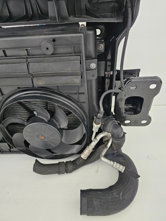 PANNEAU AVANT POUTRE RADIATEURS ENSEMBLE RADIATEURS SKODA YETI I 5L 2.0 TDI MANUEL