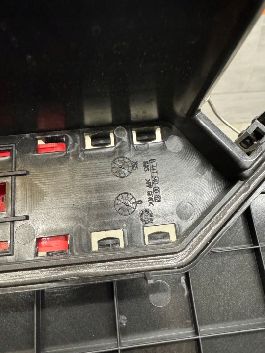 ORIGINALE COMPLÈTE BOÎTE FUSIBLES V CLASSE W447 V300D LIFT 4 MATIC