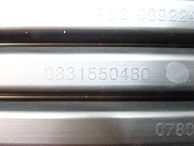 PEUGEOT 2008 II BOUCHON GRILLE PARE-CHOCS AVANT GAUCHE DROITE NEUF ENSEMBLE