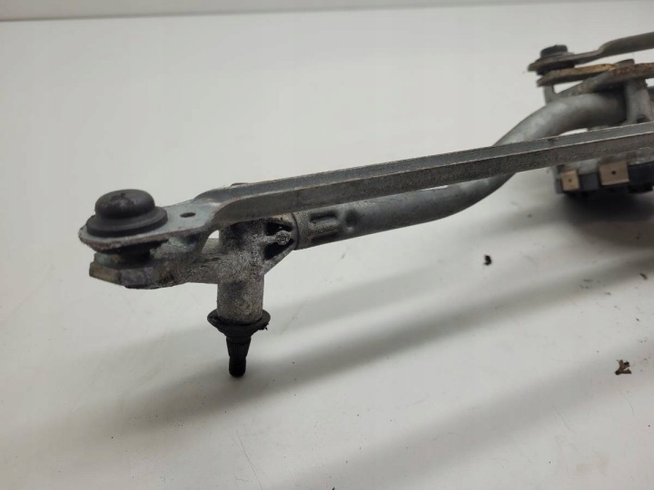 MÉCANISME PETIT MOTEUR ESSUIE-GLACES AVANT AVANT AUDI A6 C6 4F1955023J