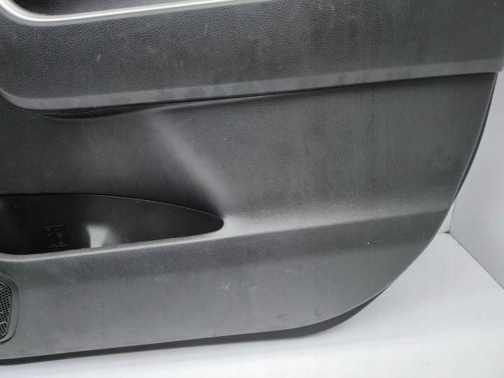 TOYOTA RAV 4 (XA50) 2020 DROITE CÔTÉ CARDAN BRODERIE PORTES AVANT